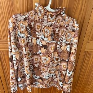 Melloday- size small retro top